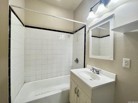 1539 W Woodlawn Avenue San Antonio TX 78201