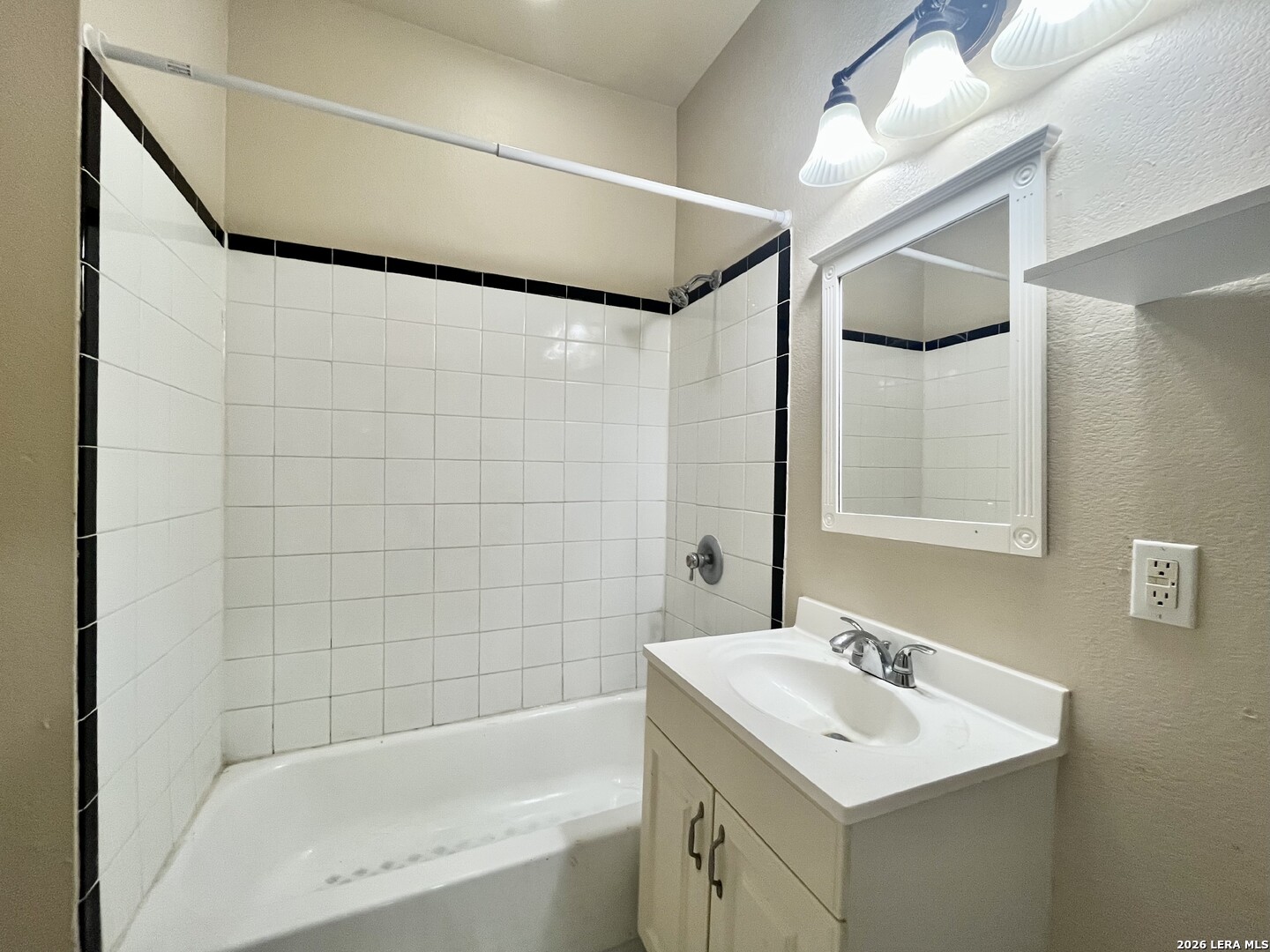 1539 W Woodlawn Avenue San Antonio TX 78201