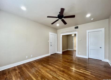 1539 W Woodlawn Avenue San Antonio TX 78201