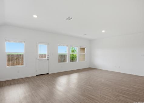 345 Cordova Crossing Seguin TX 78155