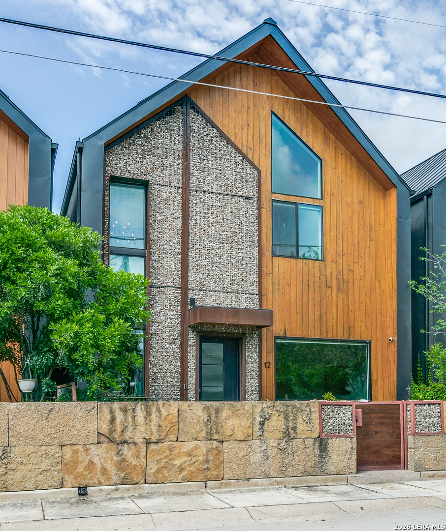 310 Clay San Antonio TX 78204