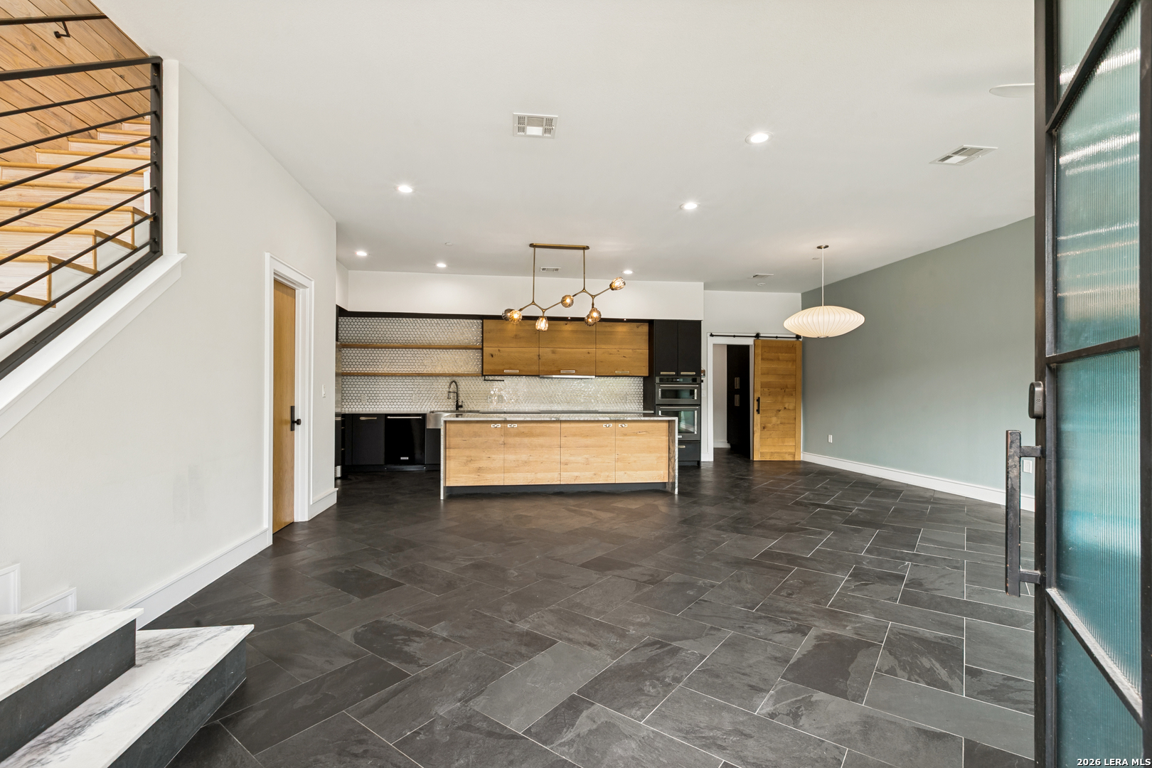 310 Clay San Antonio TX 78204
