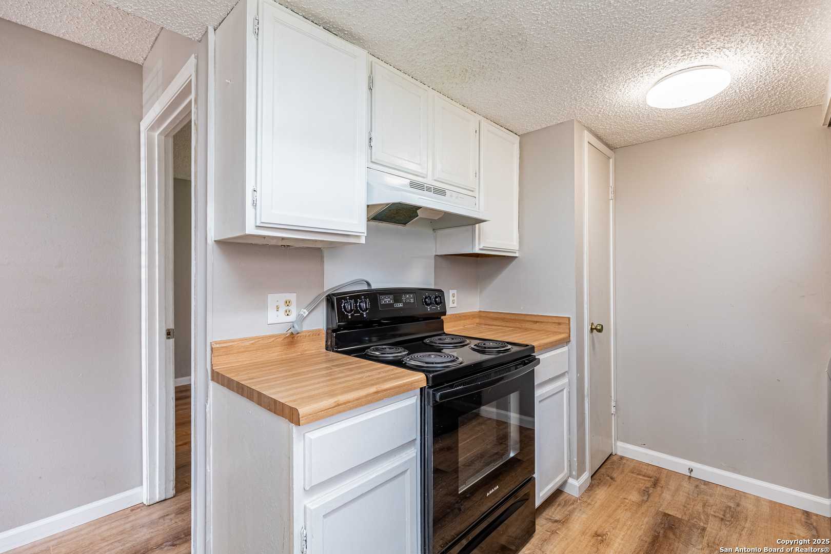 6307 Windsor Castle San Antonio TX 78218
