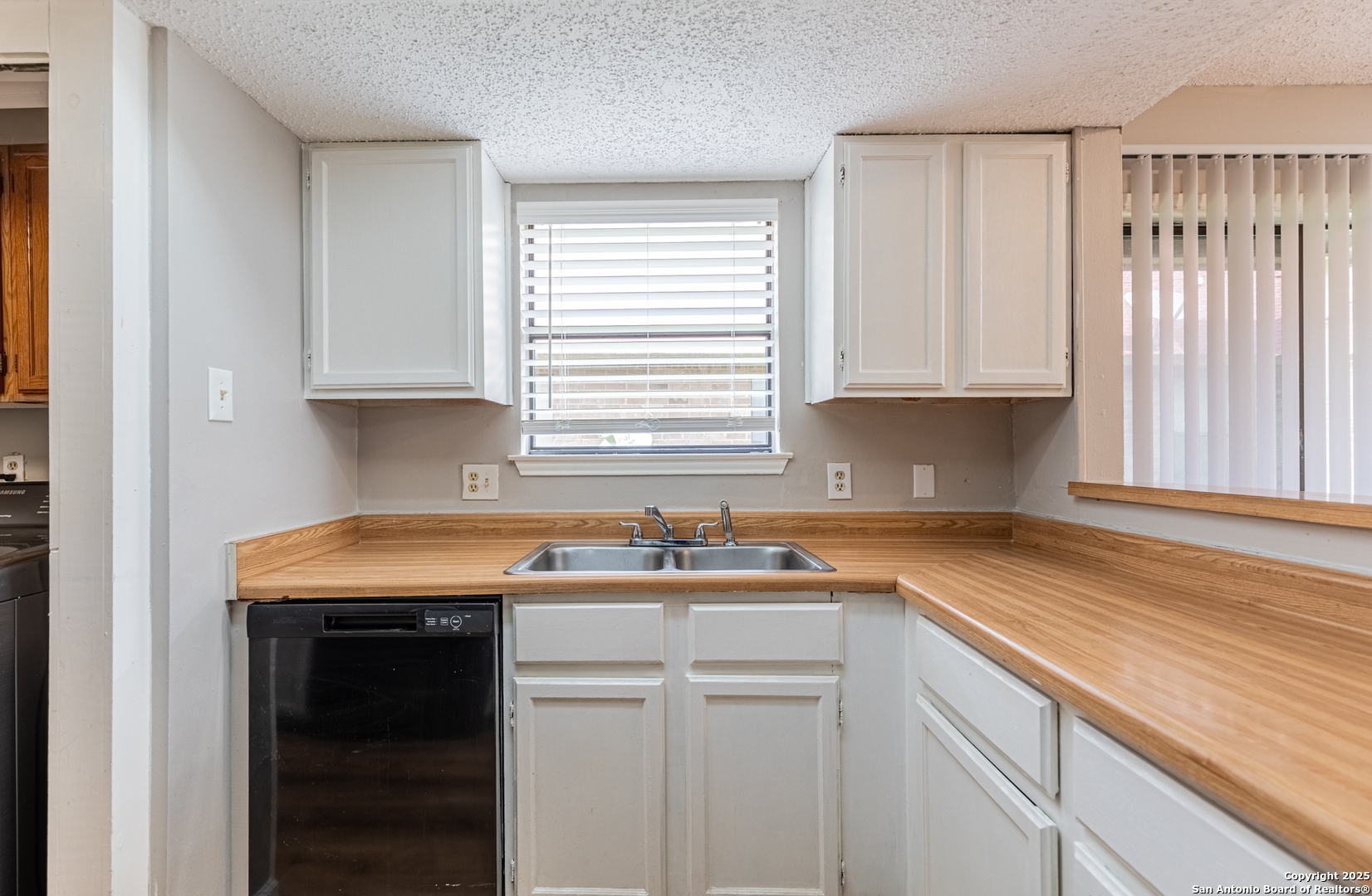 6307 Windsor Castle San Antonio TX 78218