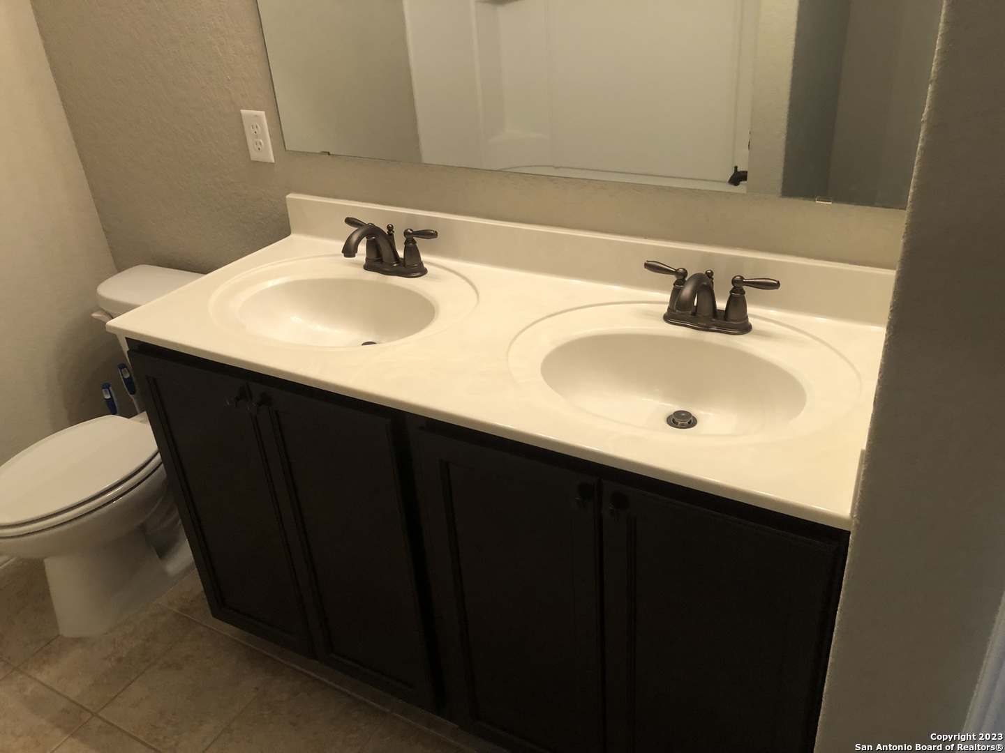 9515 Madison Creek Converse TX 78109