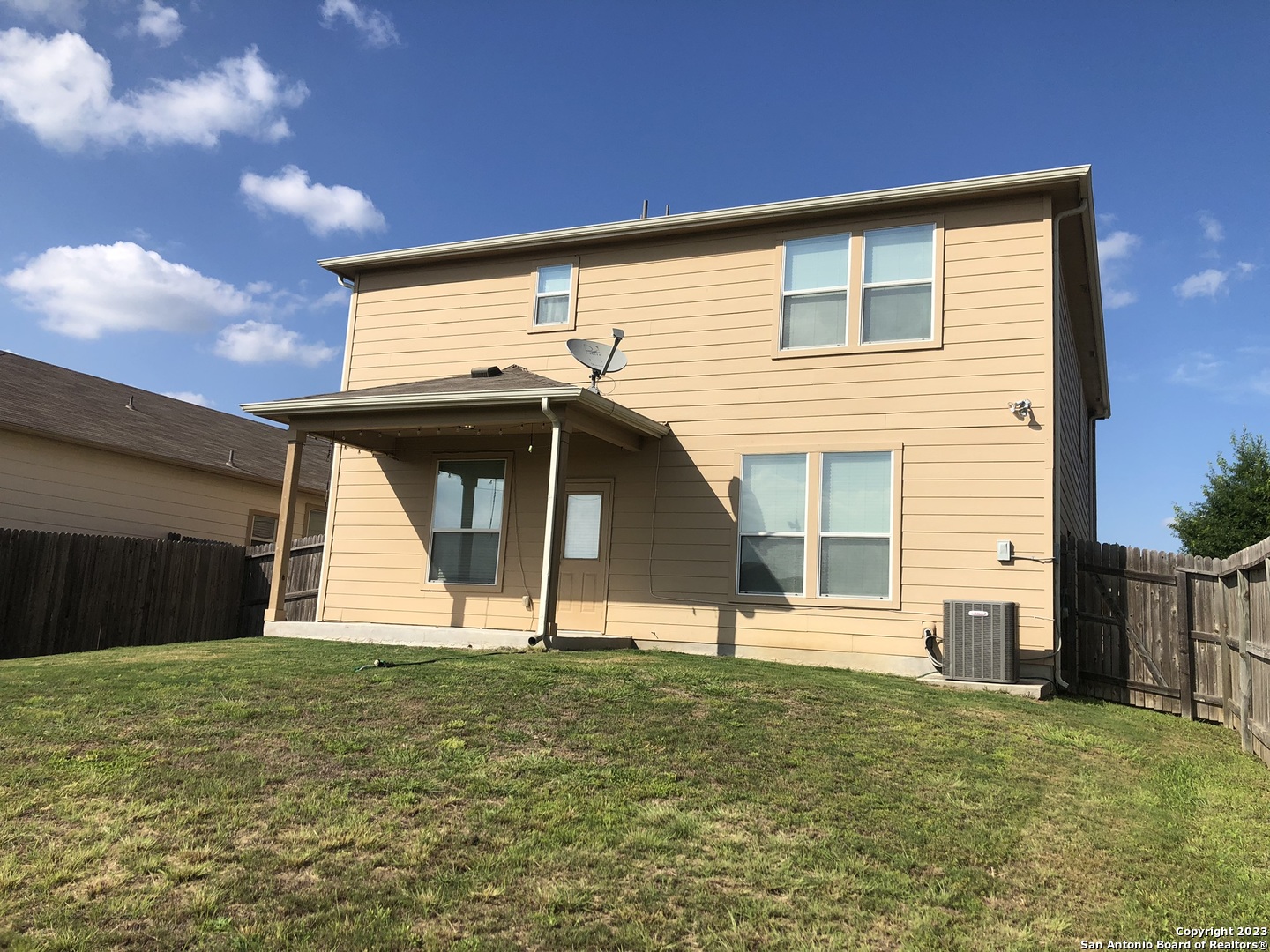 9515 Madison Creek Converse TX 78109