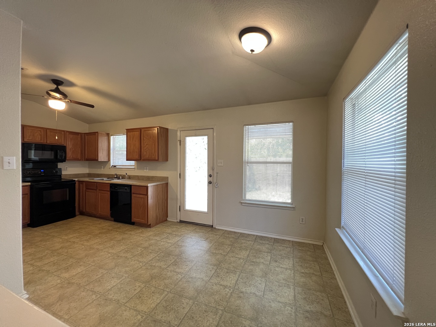 1535 Hawkwolf Creek San Antonio TX 78245