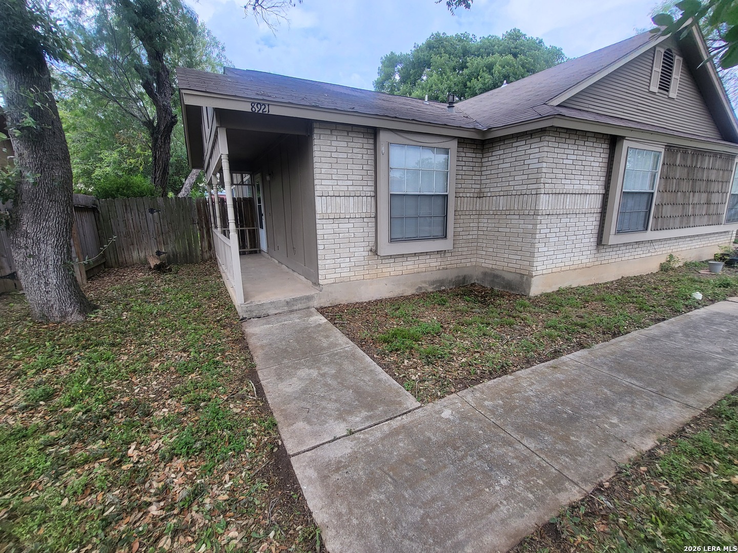 8921 Fall River Drive San Antonio TX 78250