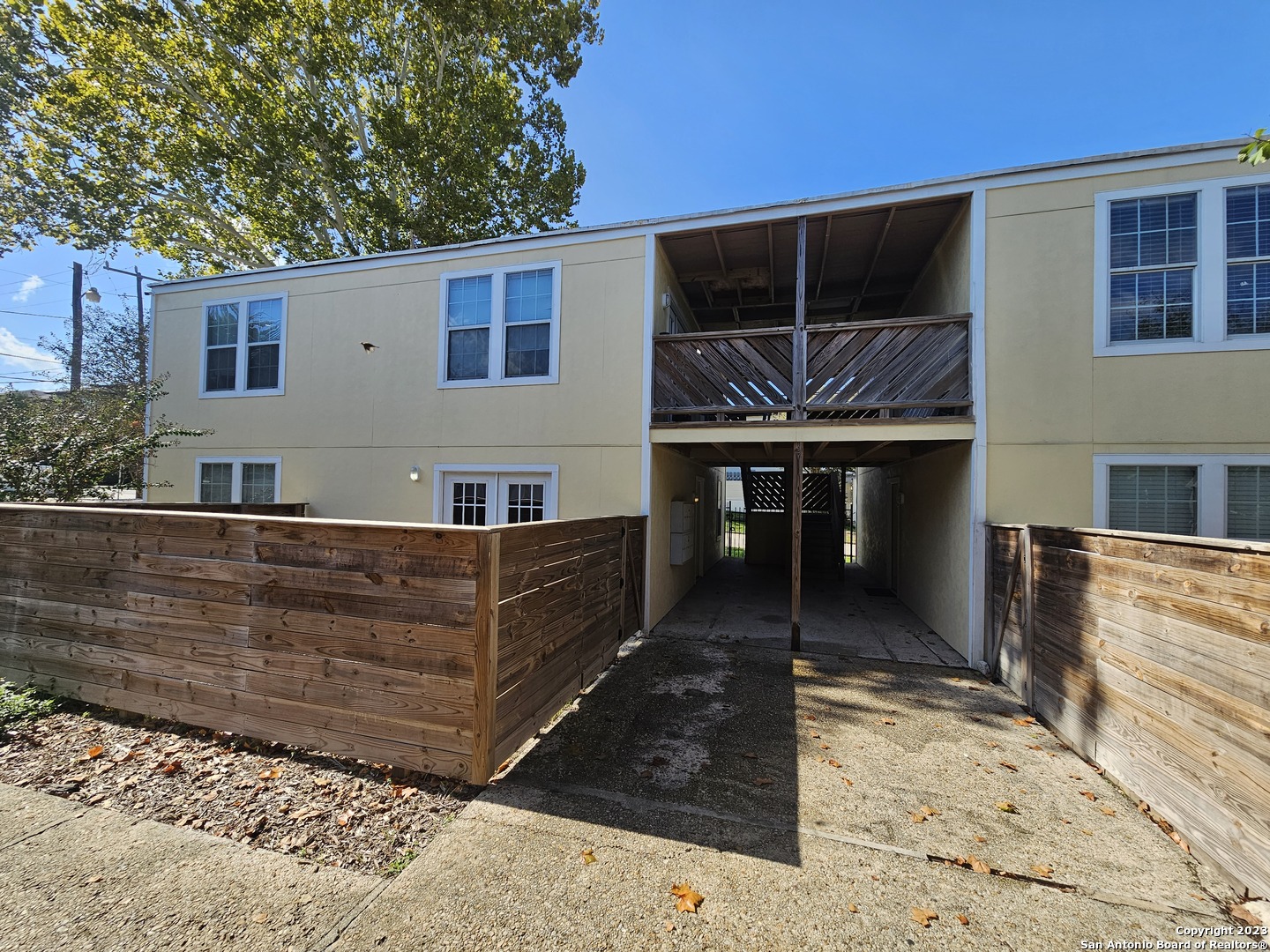 1305 E Mulberry Avenue San Antonio TX 78209