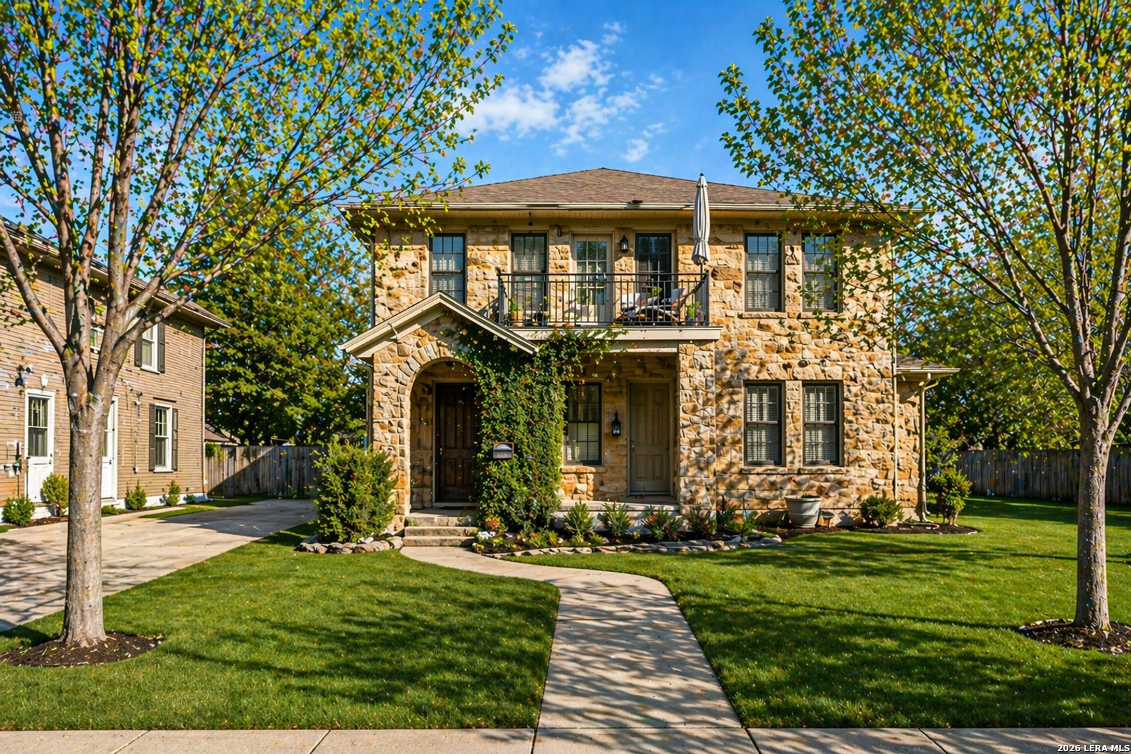 1037 W Magnolia Avenue San Antonio TX 78201