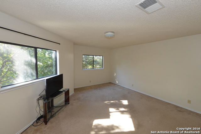 4914 Port Kenton San Antonio TX 78240