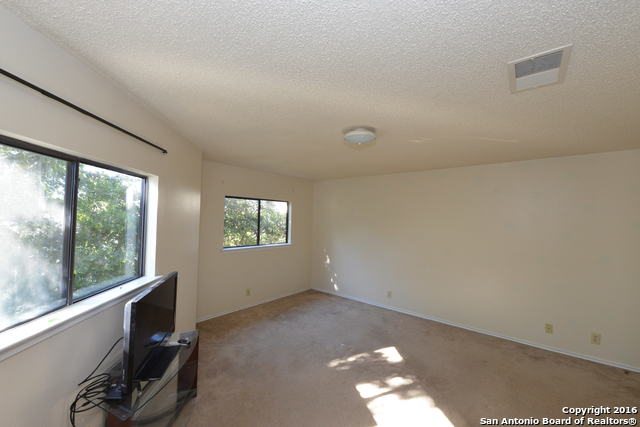 4914 Port Kenton San Antonio TX 78240