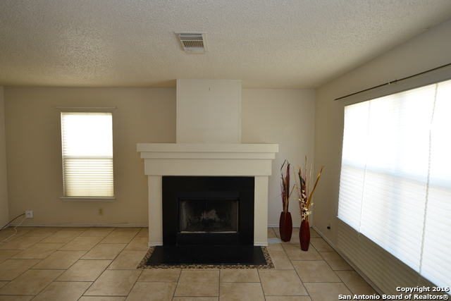 4914 Port Kenton San Antonio TX 78240