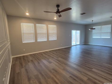 13023 Kathleen Street St.hedwig TX 78152