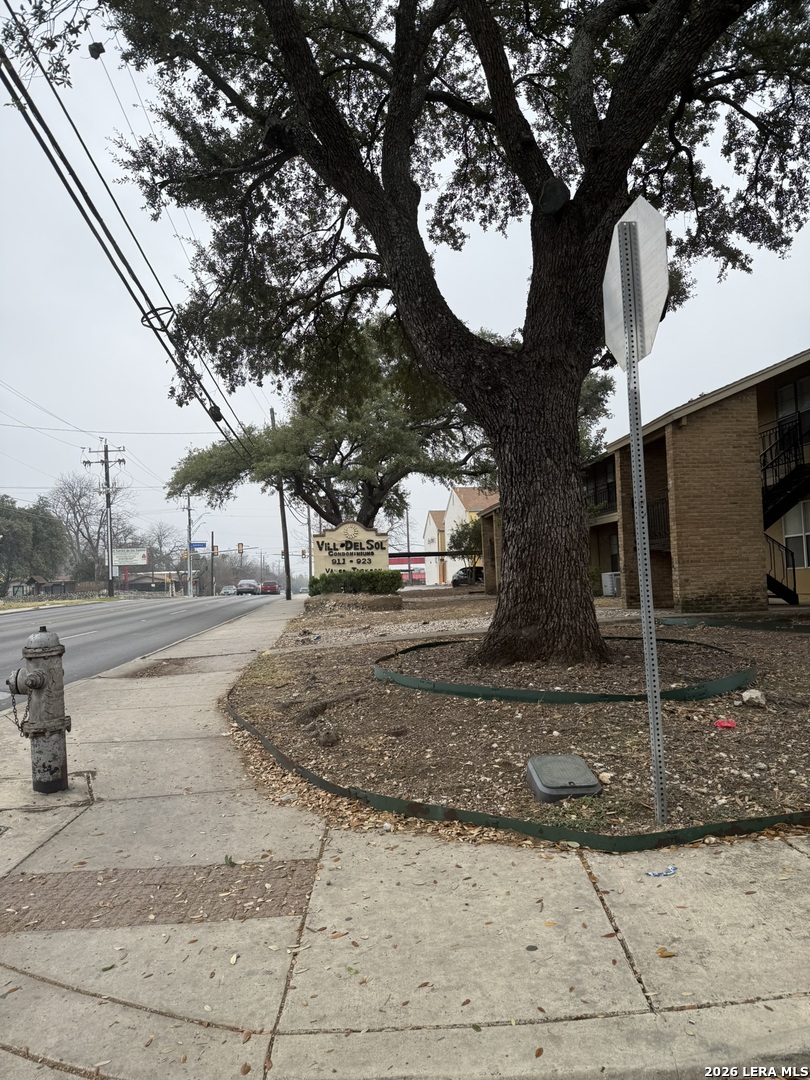 923 Vance Jackson San Antonio TX 78201