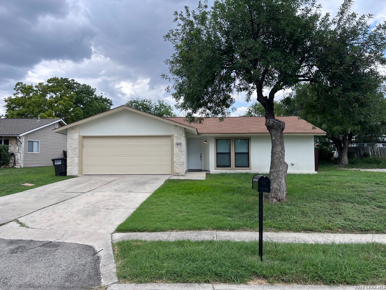 842 Saddlebrook San Antonio TX 78245