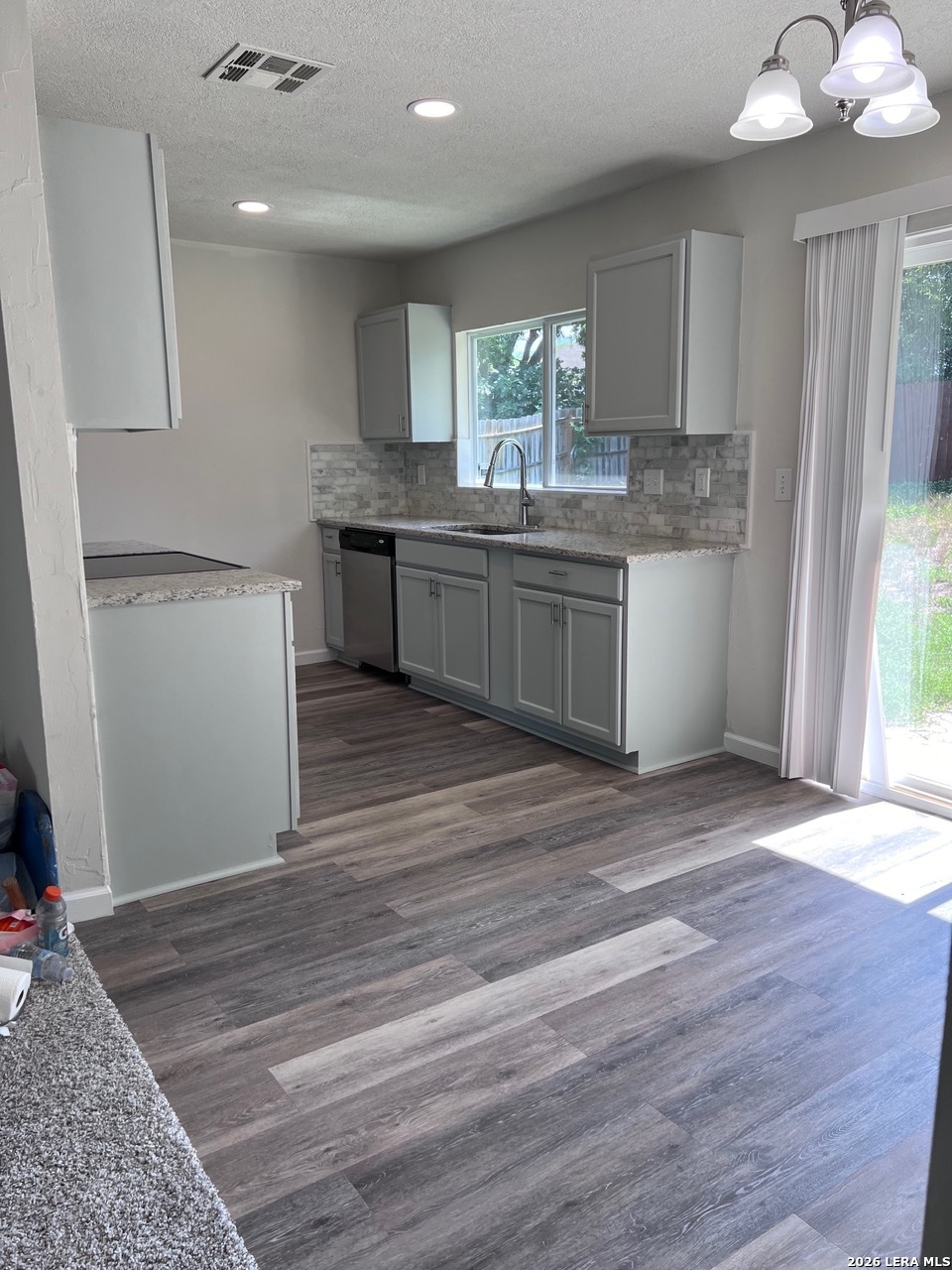 842 Saddlebrook San Antonio TX 78245