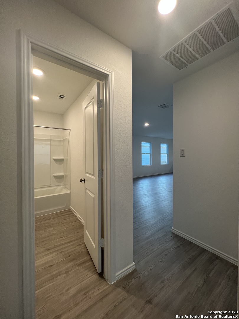 14823 Brandy Bend San Antonio TX 78253