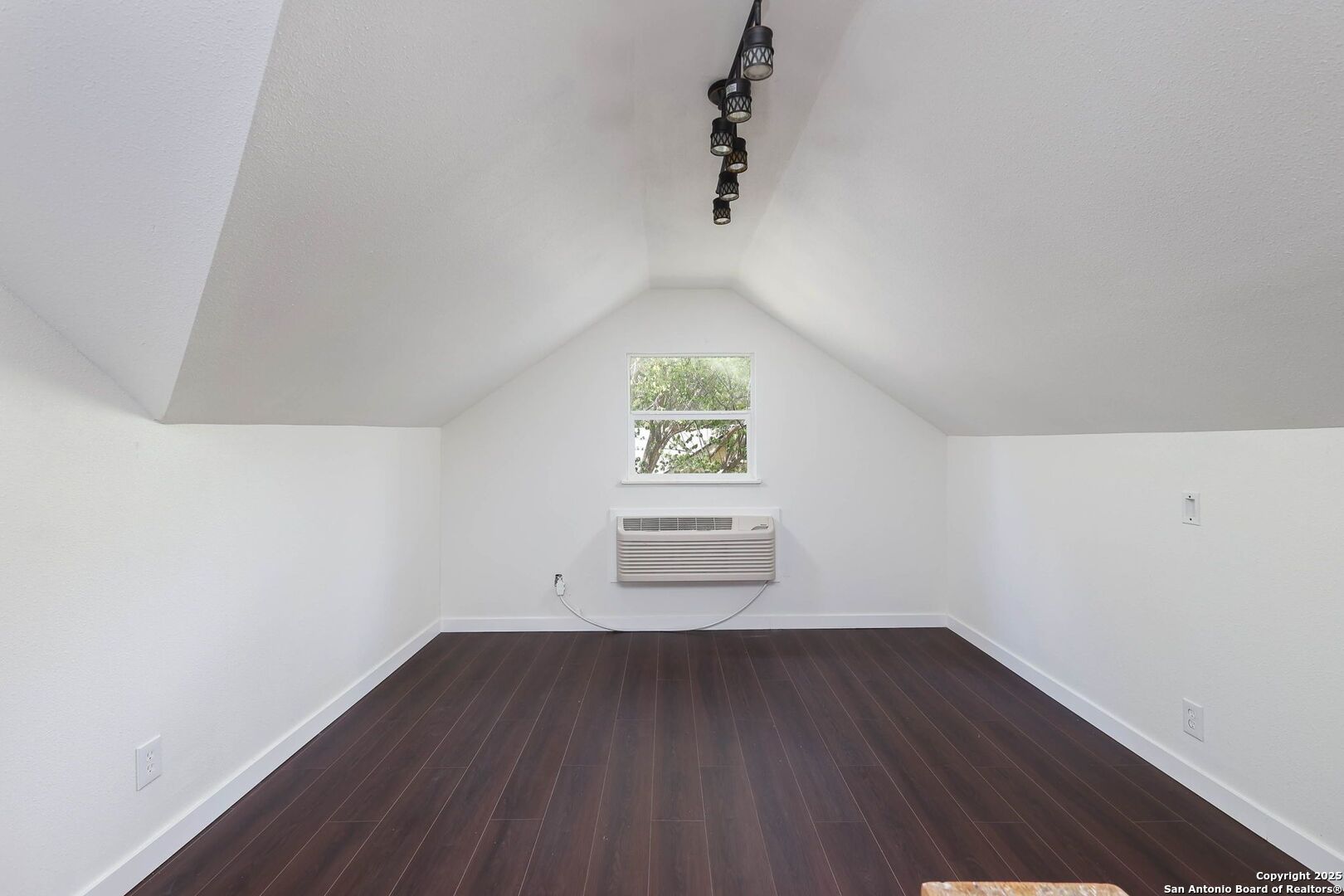 418 W Rosewood Avenue San Antonio TX 78212