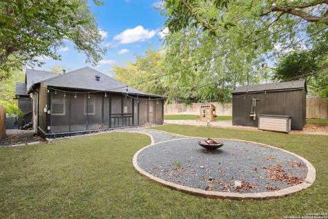 418 W Rosewood Avenue San Antonio TX 78212