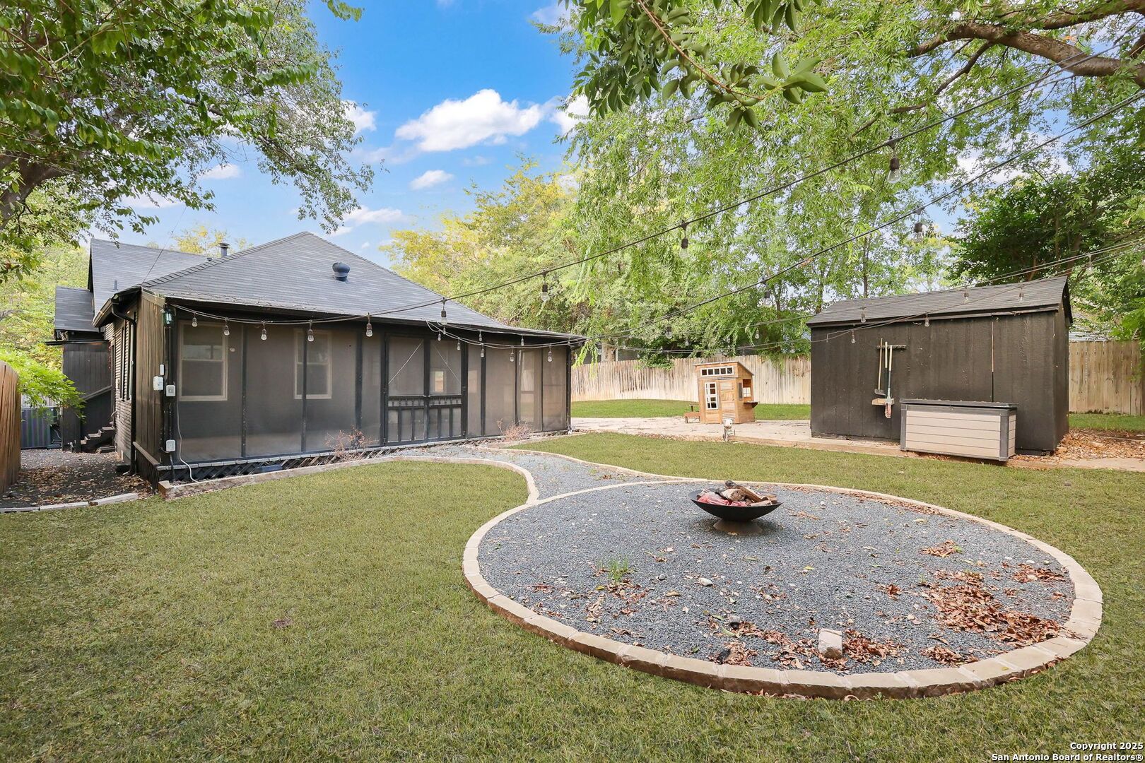 418 W Rosewood Avenue San Antonio TX 78212