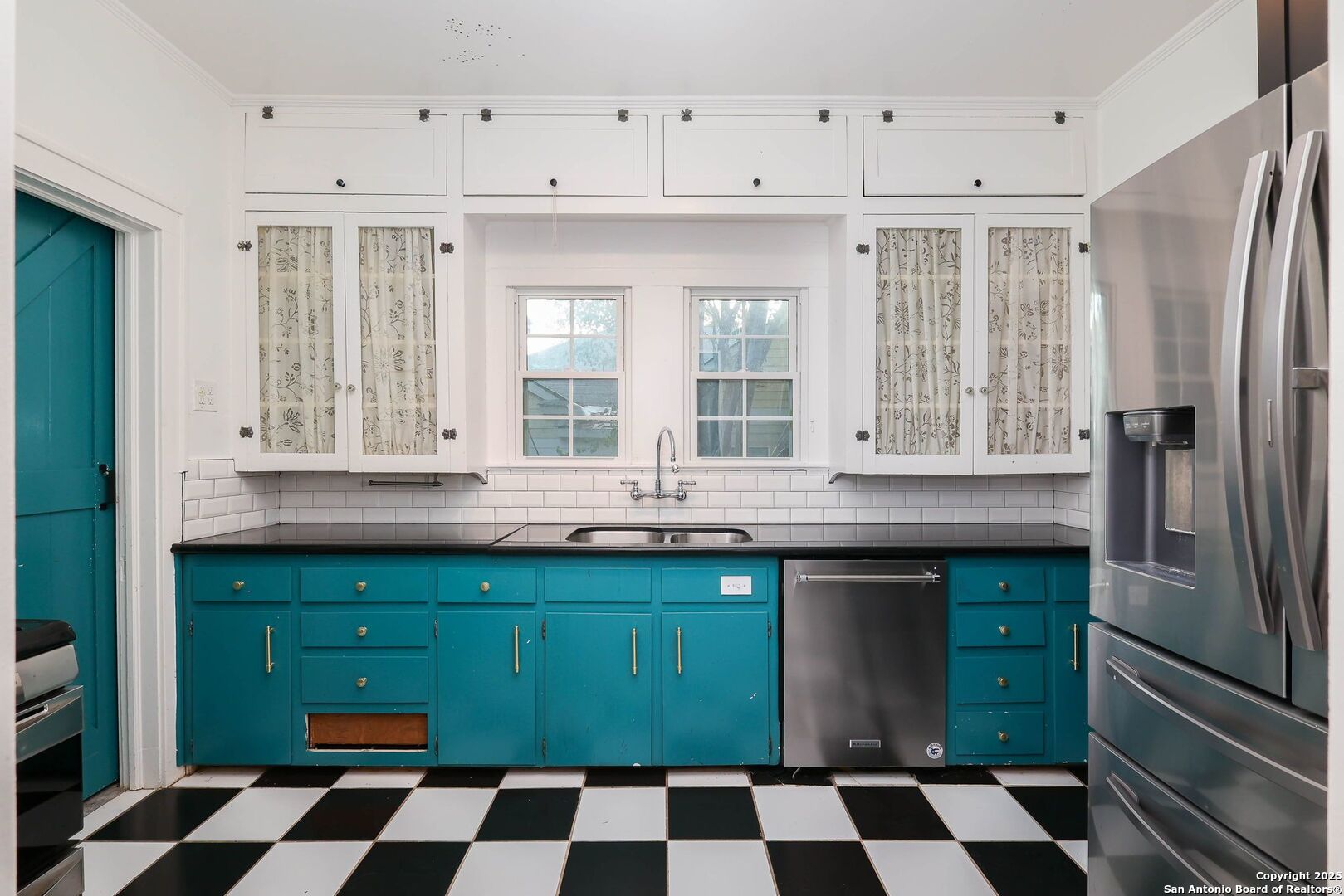 418 W Rosewood Avenue San Antonio TX 78212