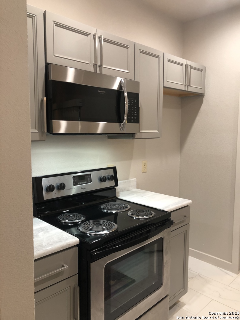 9415 Caen San Antonio TX 78254