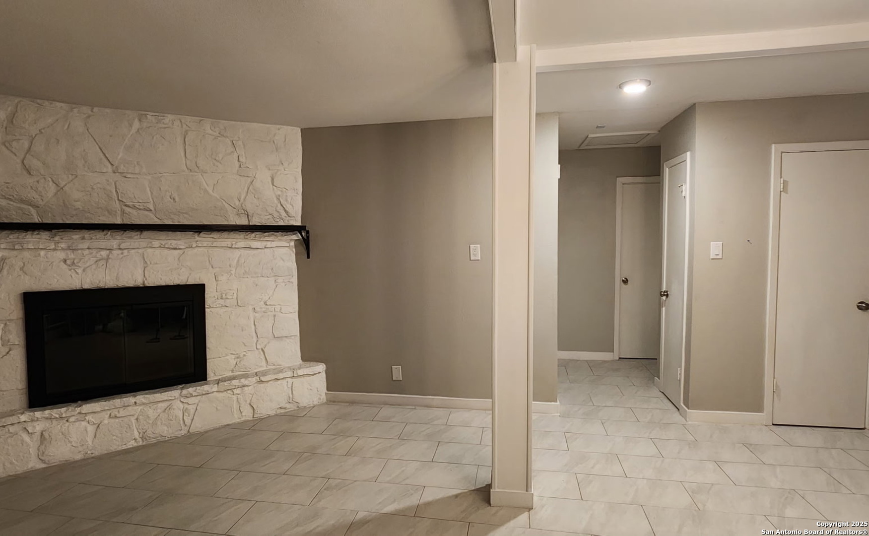 3401 Cliffside Schertz TX 78108