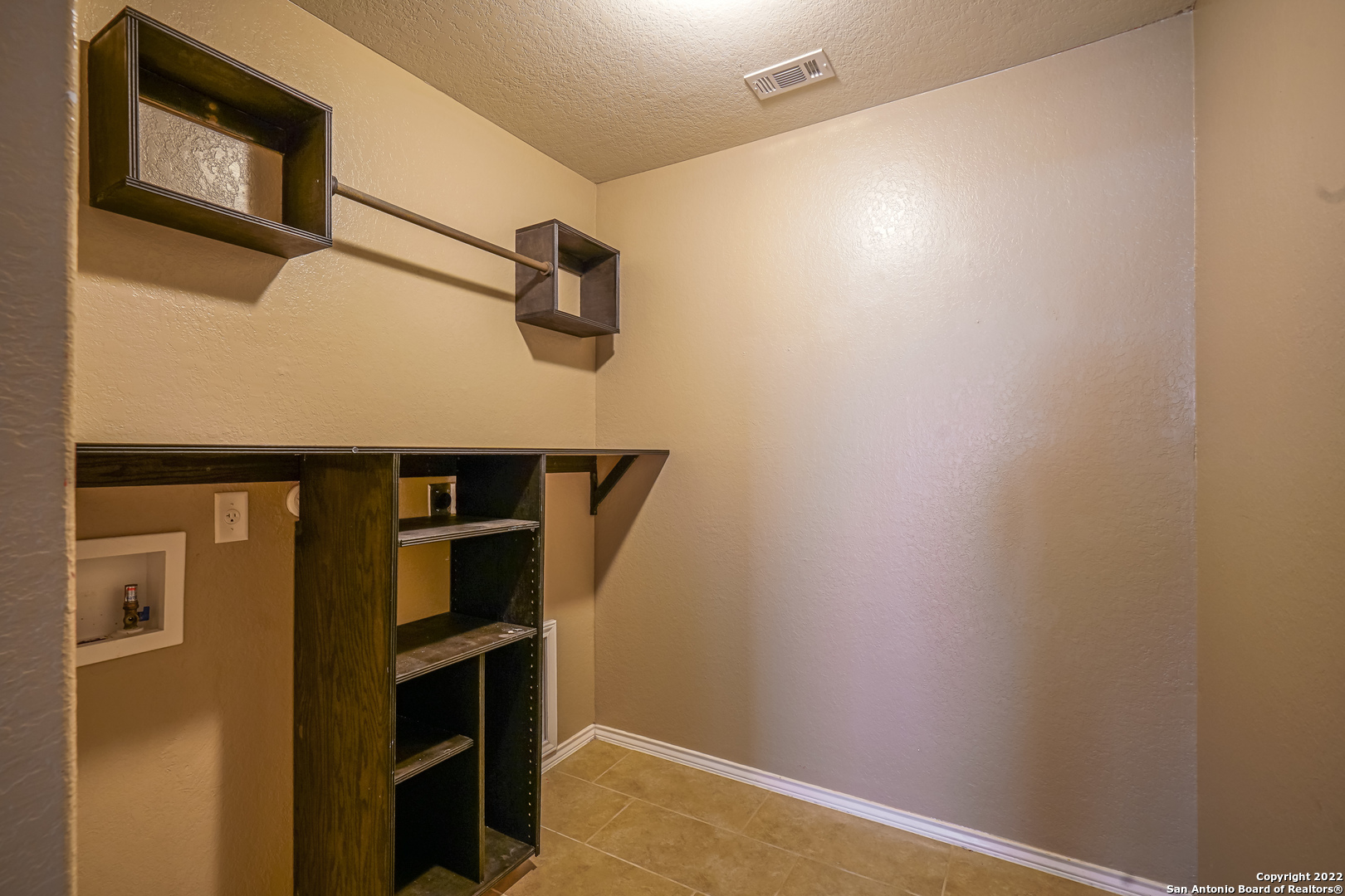 425 Auburn Park Selma TX 78154