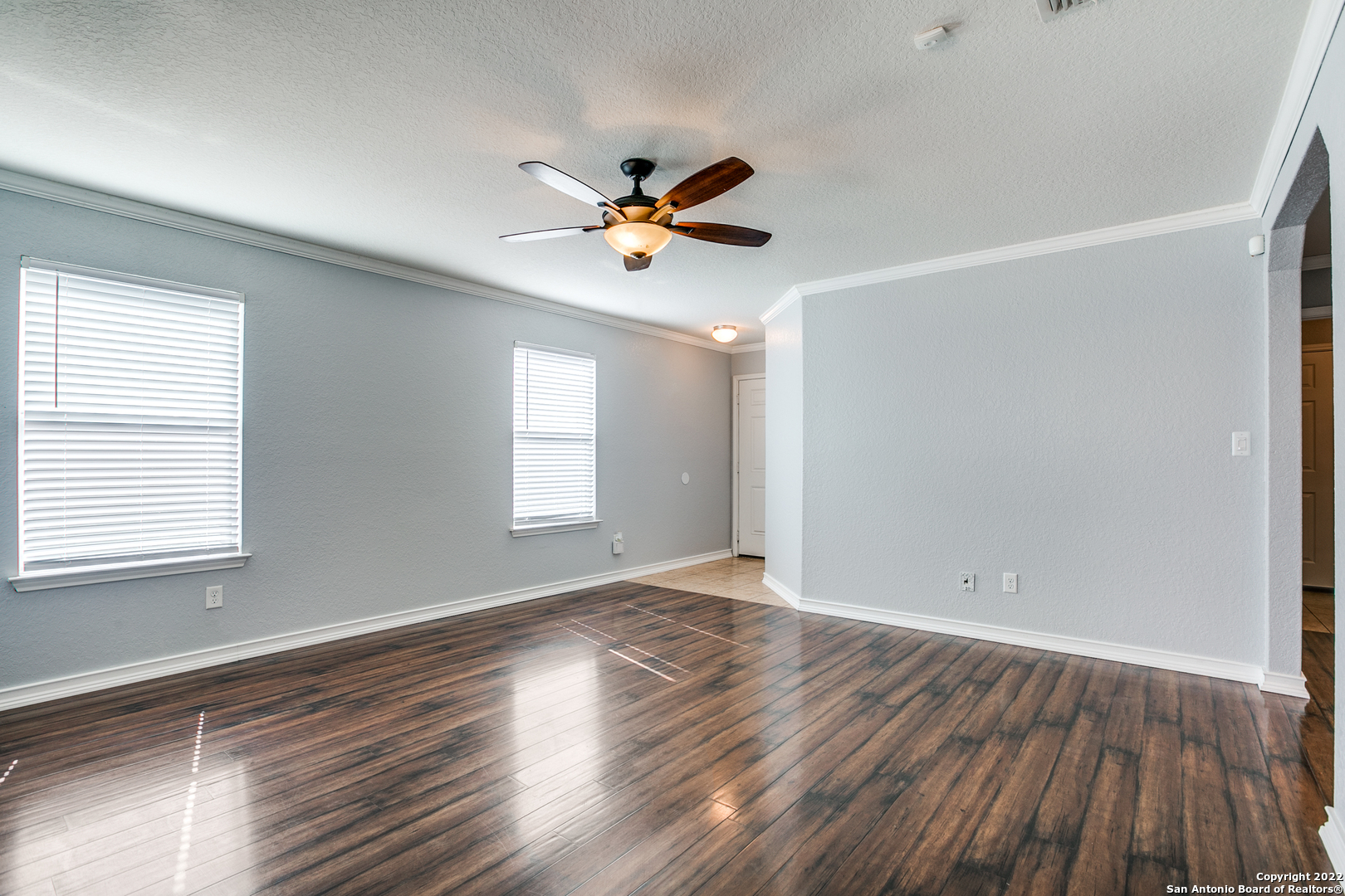9010 Oakwood Park San Antonio TX 78254