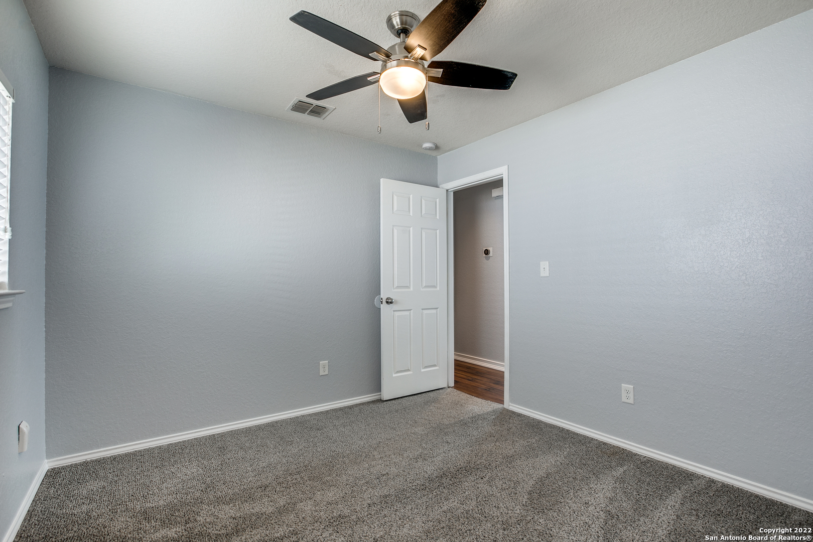 9010 Oakwood Park San Antonio TX 78254