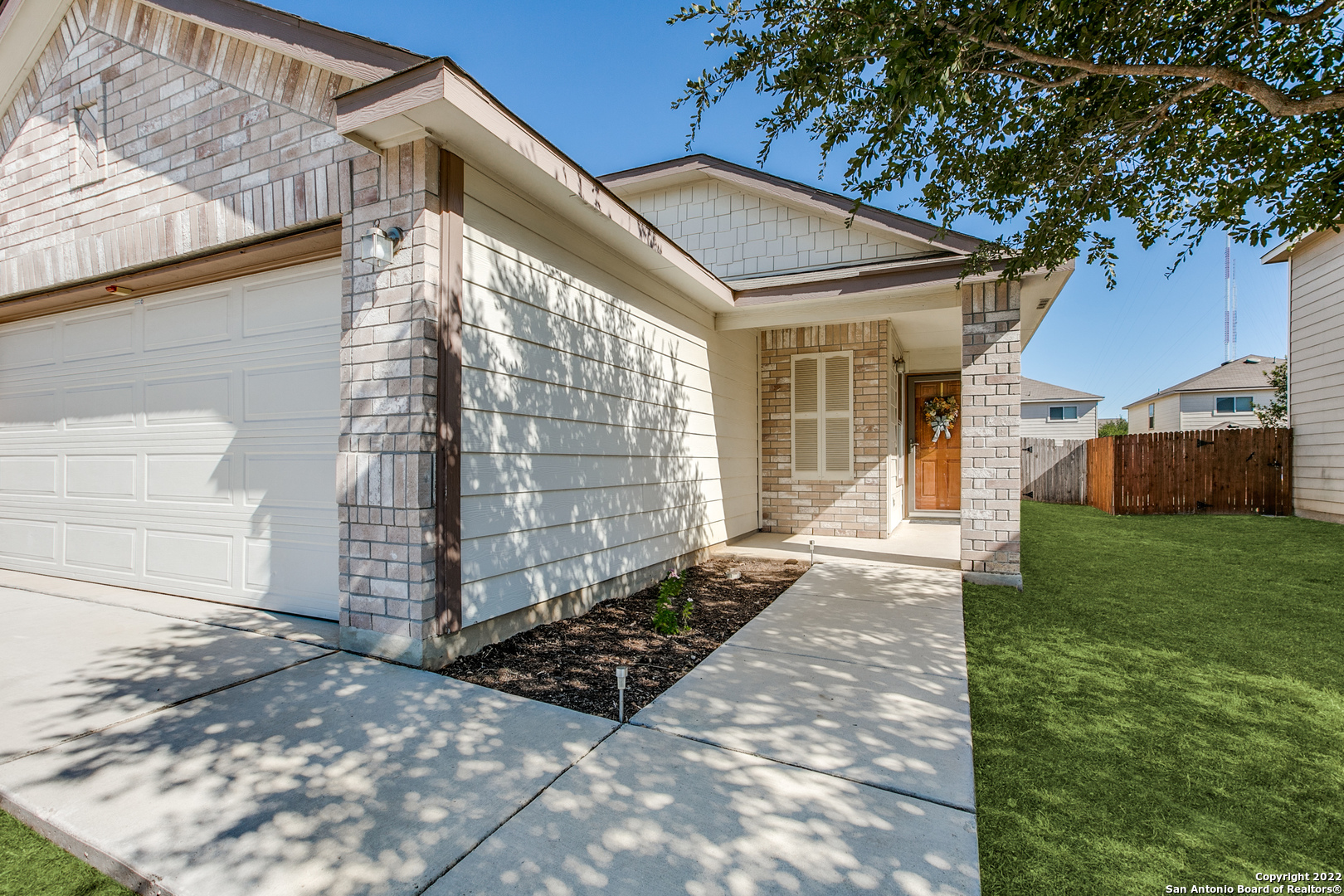 9010 Oakwood Park San Antonio TX 78254