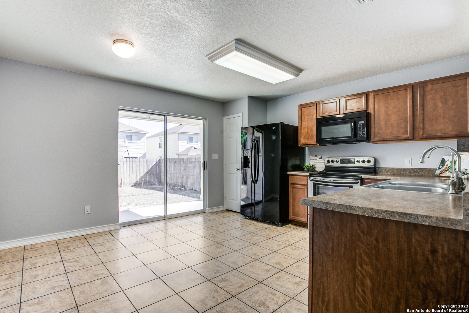 9010 Oakwood Park San Antonio TX 78254