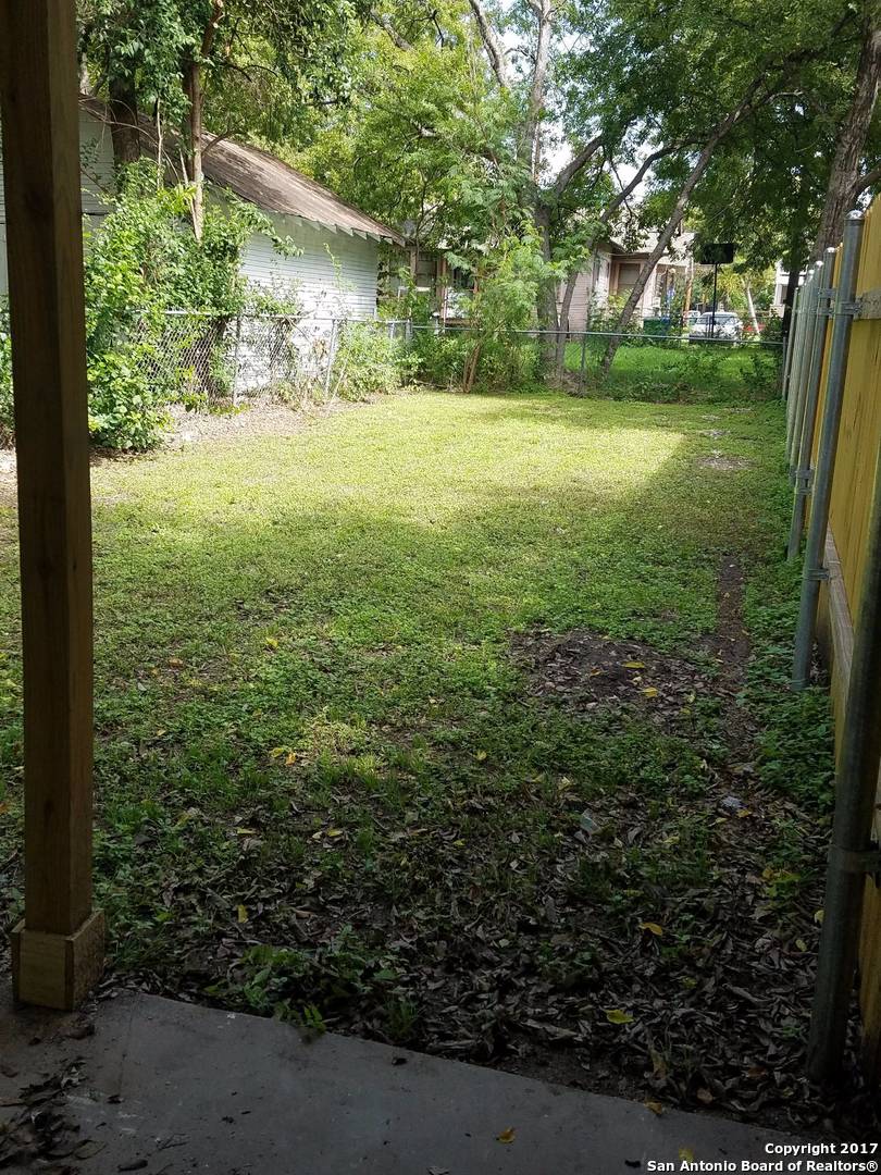 826 E Erie Avenue San Antonio TX 78212