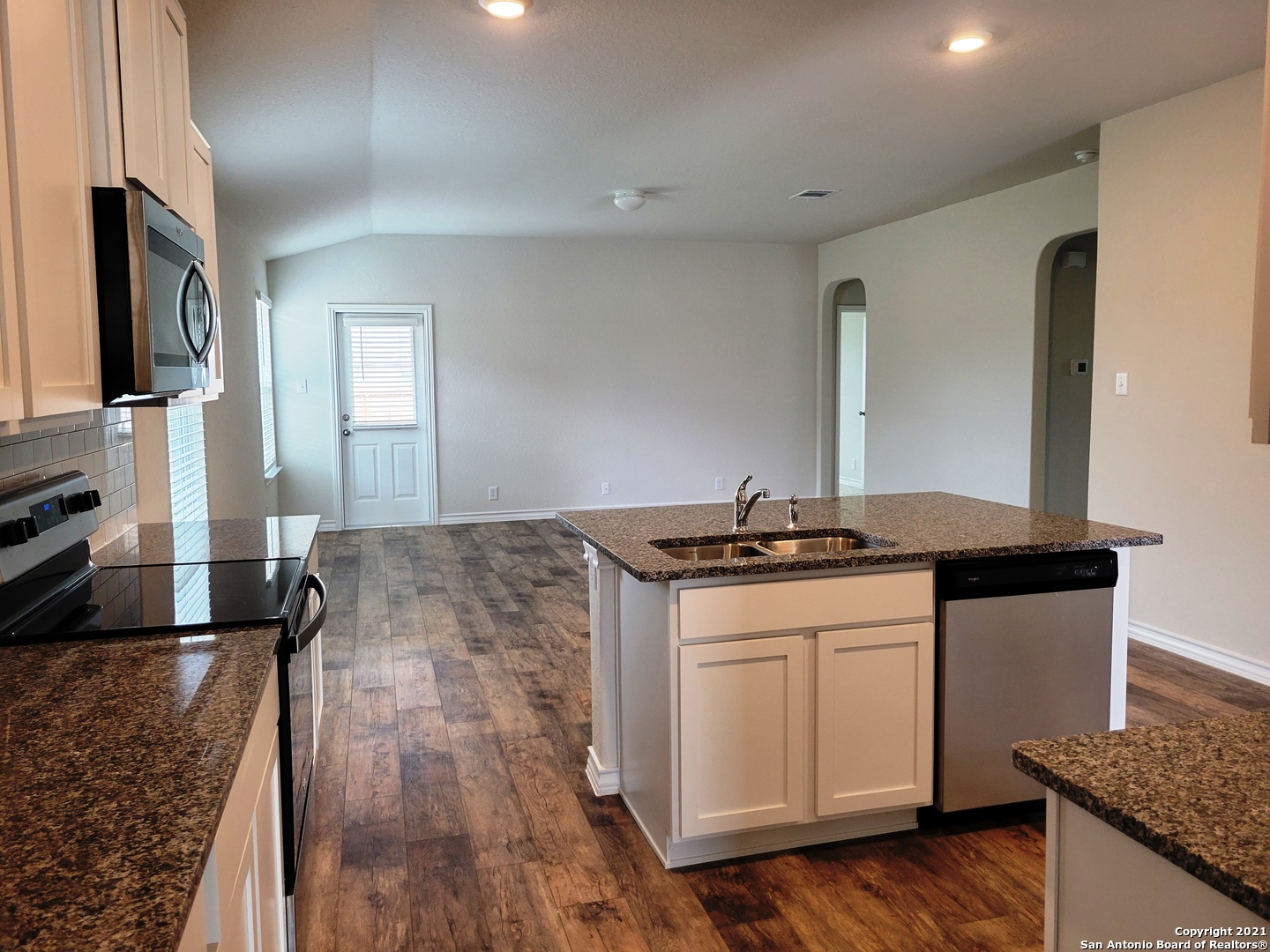 614 Cypress Bayoo Cibolo TX 78108