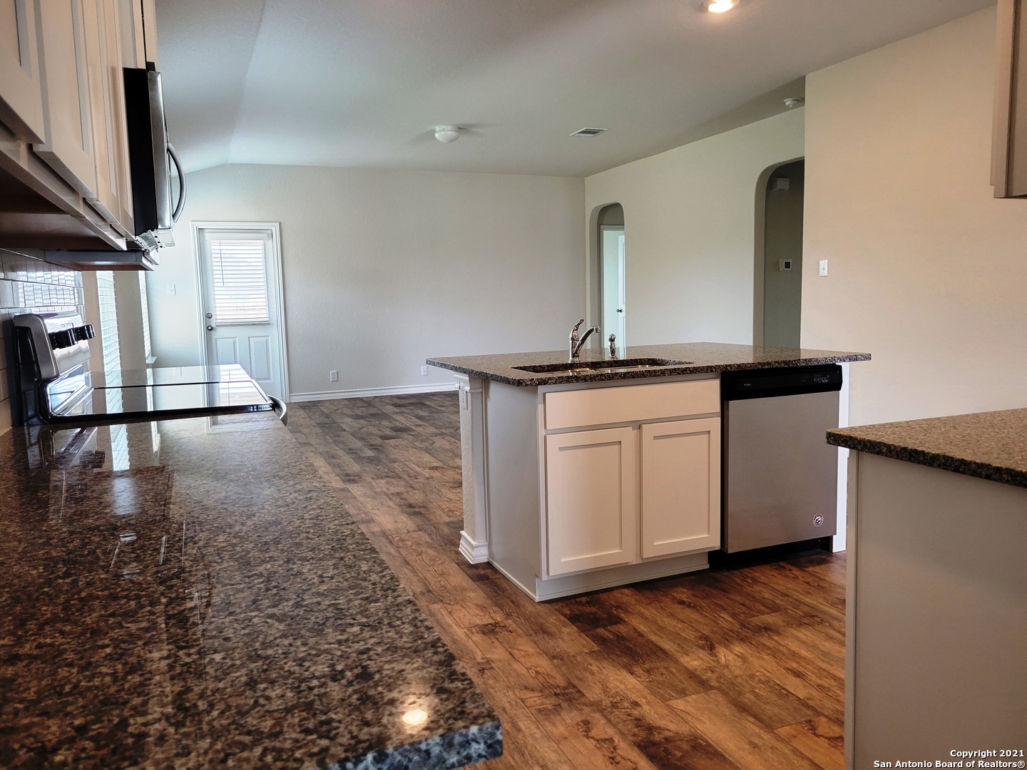 614 Cypress Bayoo Cibolo TX 78108