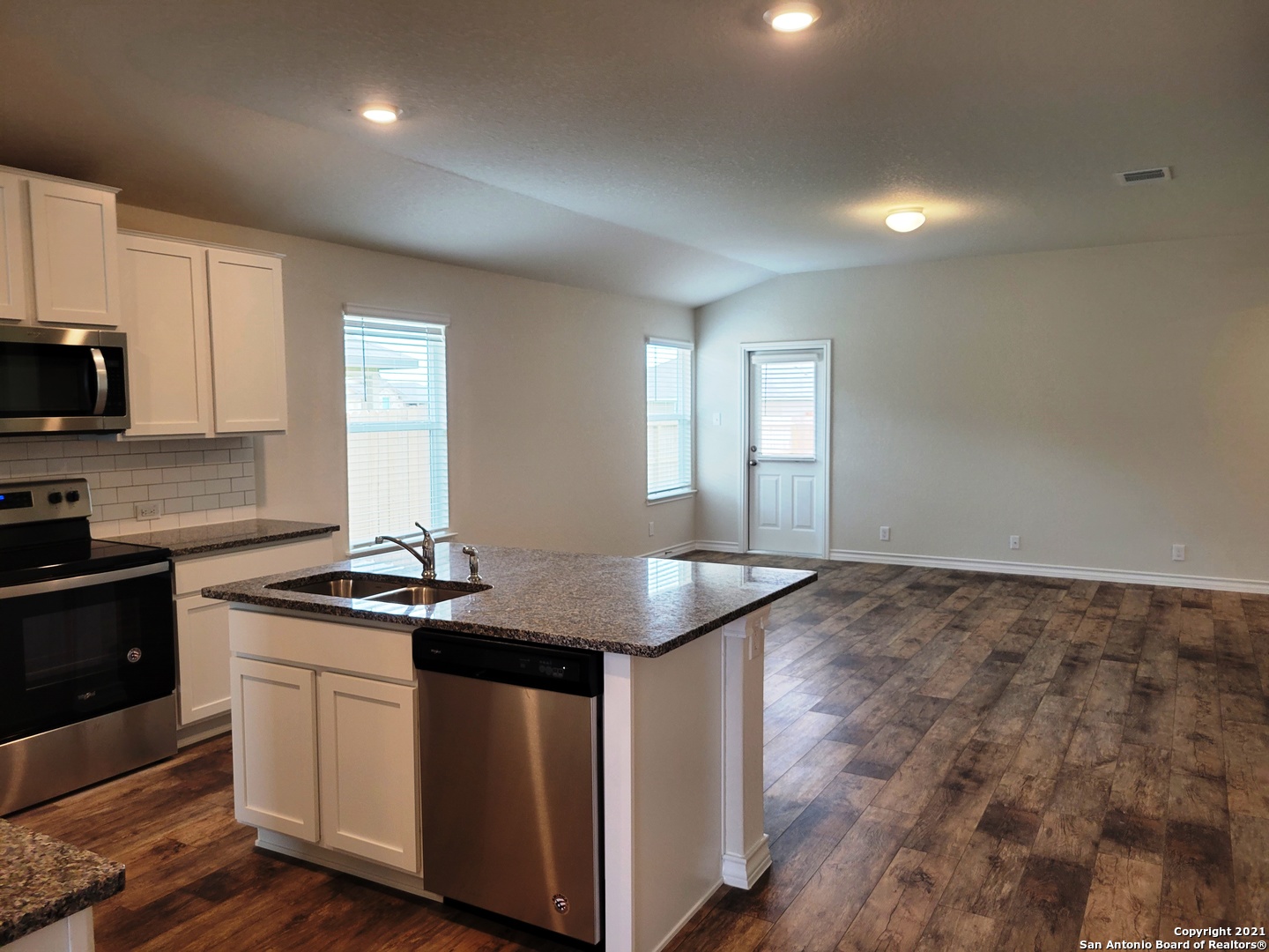 614 Cypress Bayoo Cibolo TX 78108
