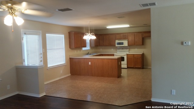 9846 Dawn Trail San Antonio TX 78254