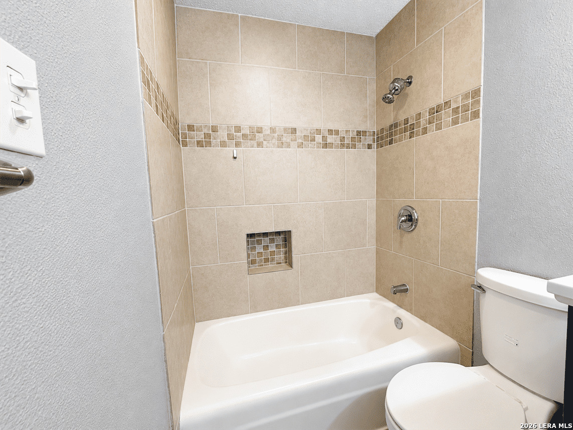 6506 Forest Grove San Antonio TX 78240