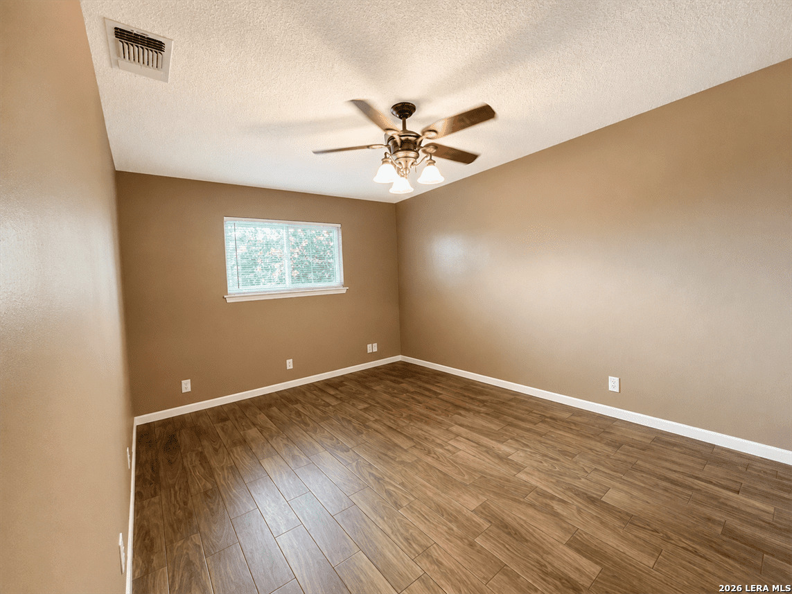 6506 Forest Grove San Antonio TX 78240