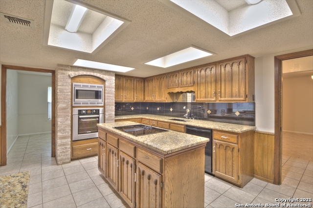 611 Morning Hill Street San Antonio TX 78232