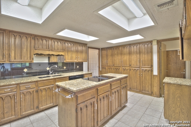 611 Morning Hill Street San Antonio TX 78232