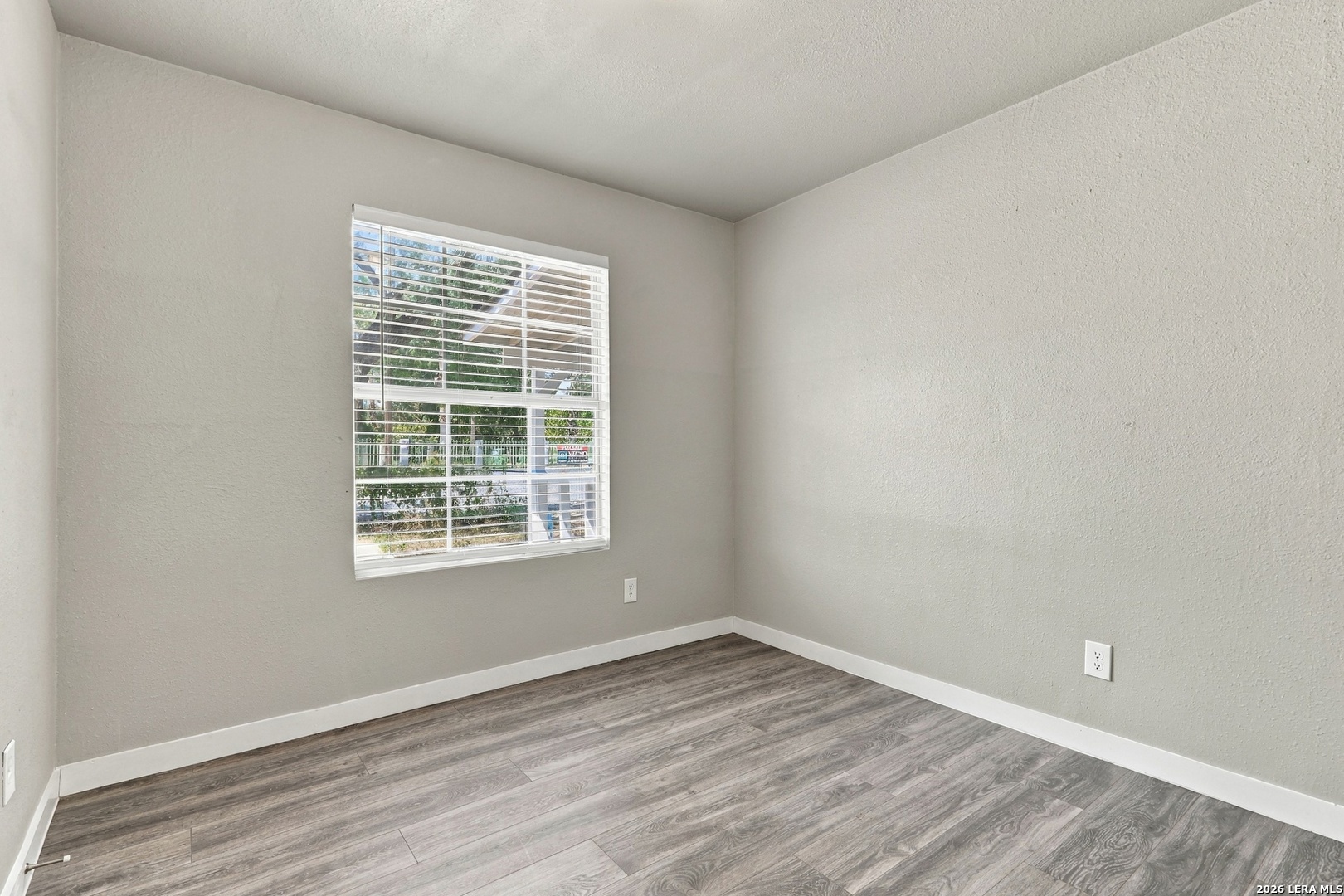 606 S San Joaquin Avenue San Antonio TX 78237