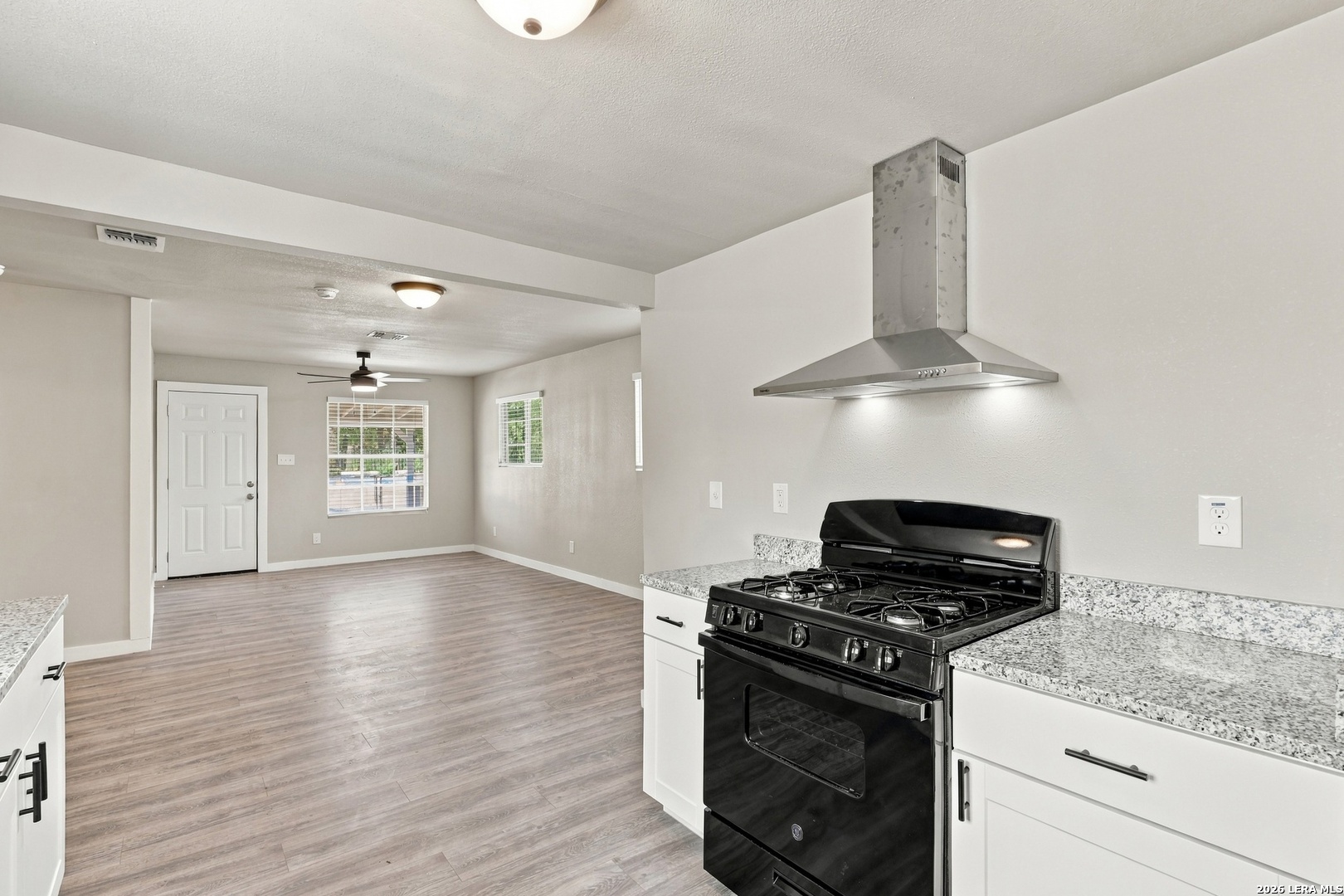 606 S San Joaquin Avenue San Antonio TX 78237