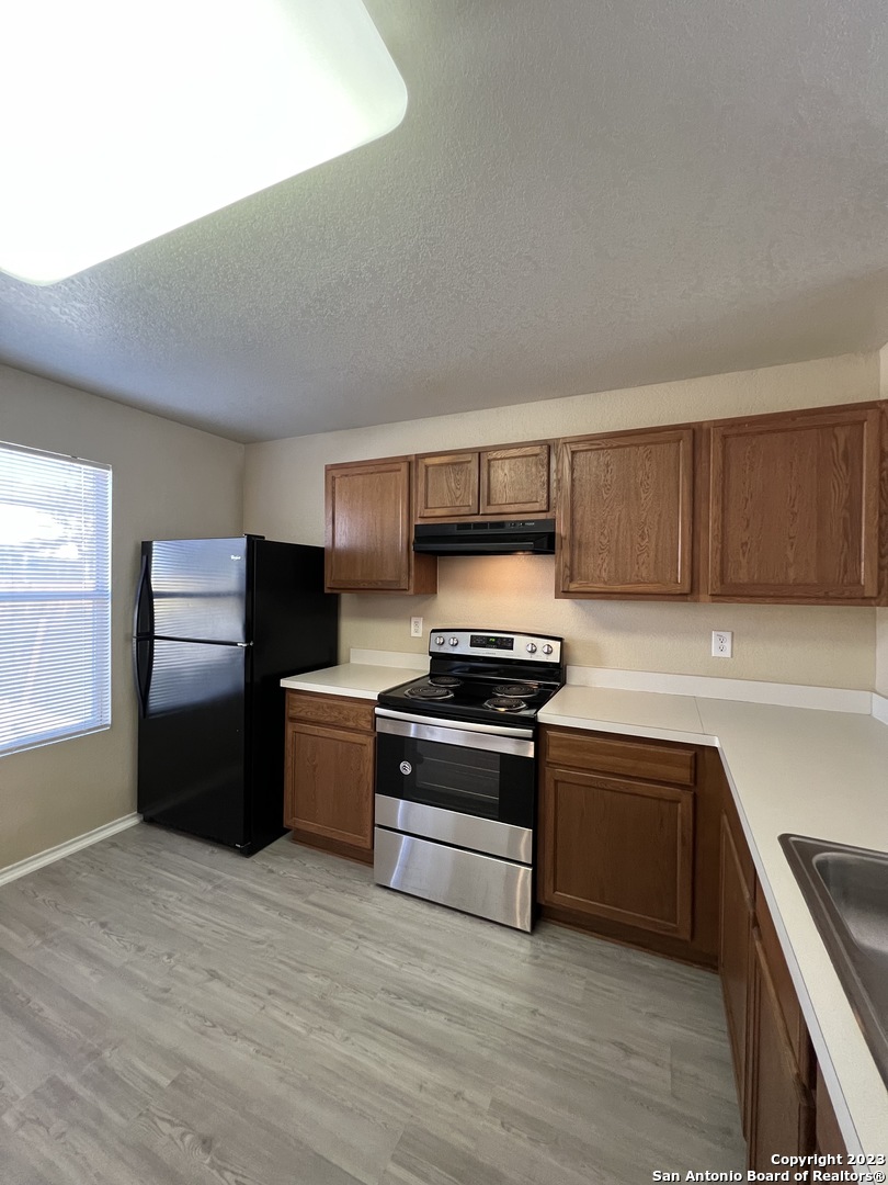 9111 Sycamore Cove San Antonio TX 78245