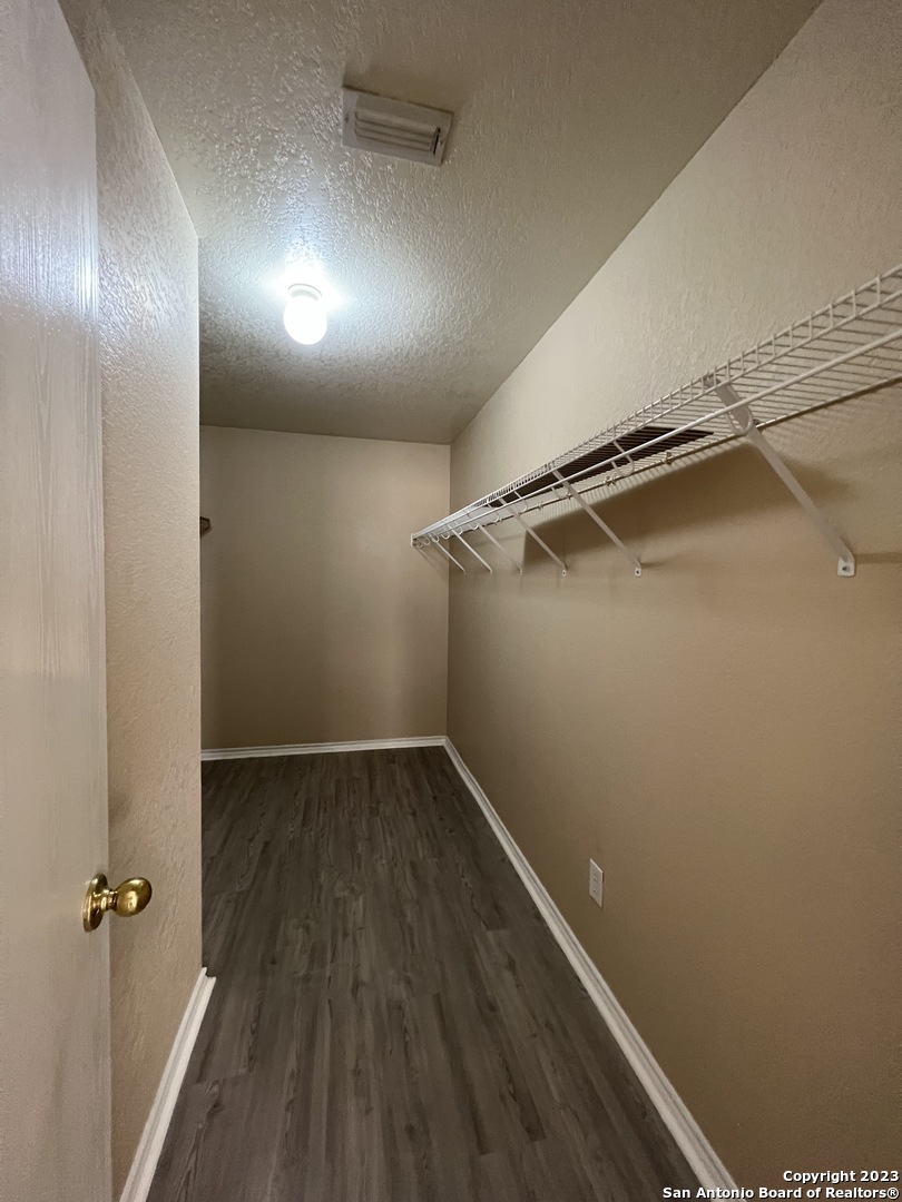 9111 Sycamore Cove San Antonio TX 78245