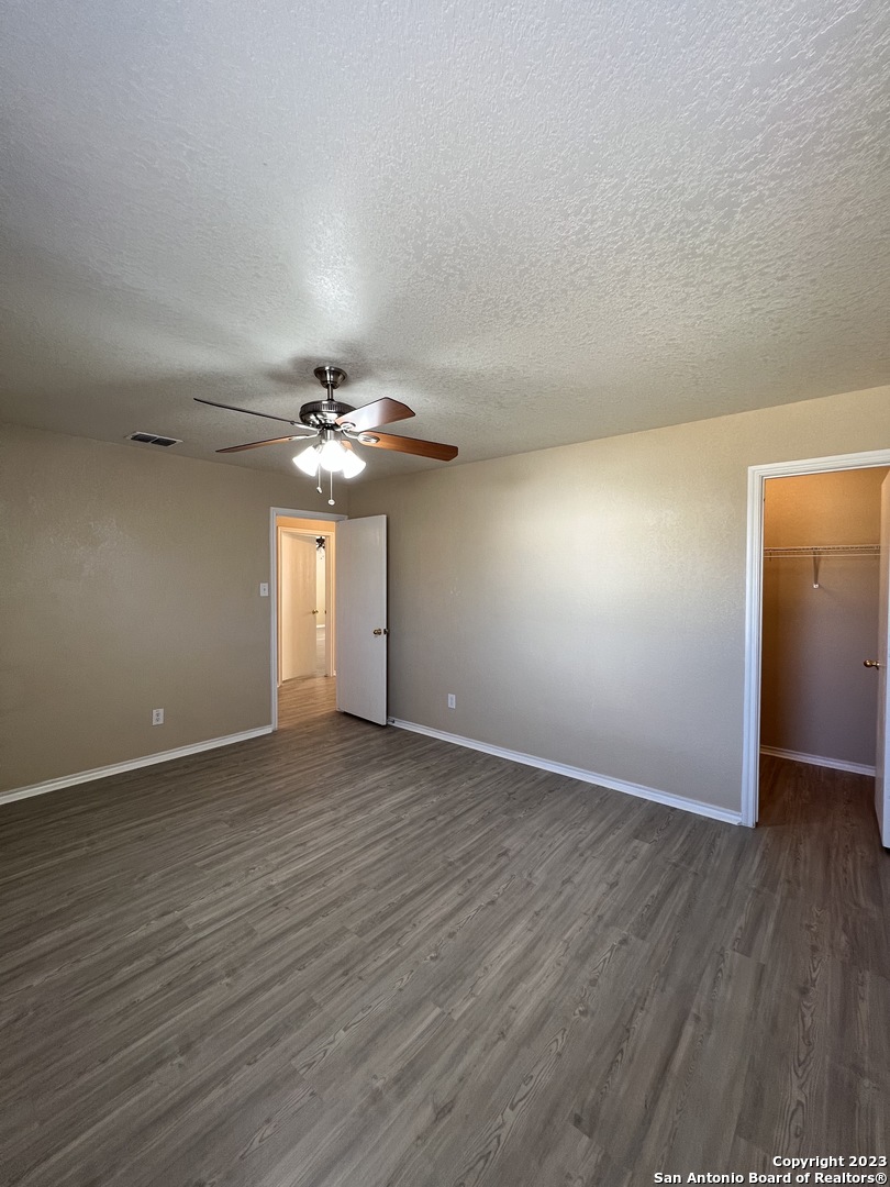 9111 Sycamore Cove San Antonio TX 78245