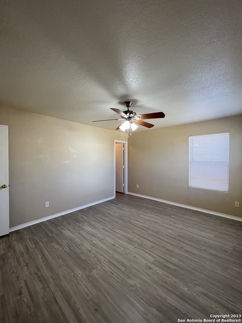9111 Sycamore Cove San Antonio TX 78245
