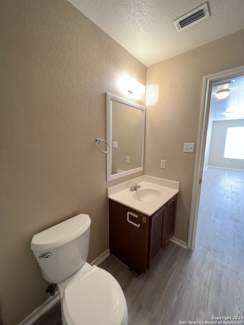 9111 Sycamore Cove San Antonio TX 78245