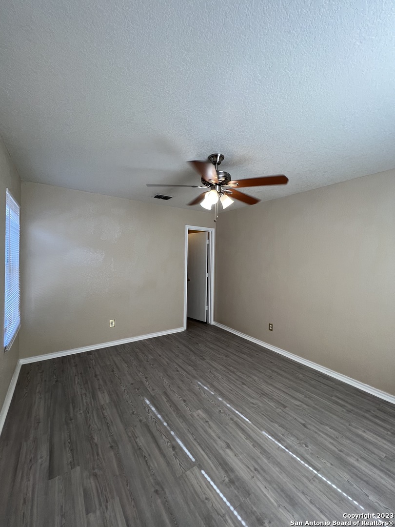 9111 Sycamore Cove San Antonio TX 78245